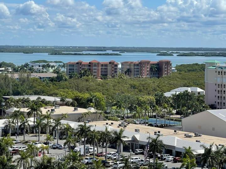 Beautiful Penthouse Condo Fort Myers Beach Exterior photo