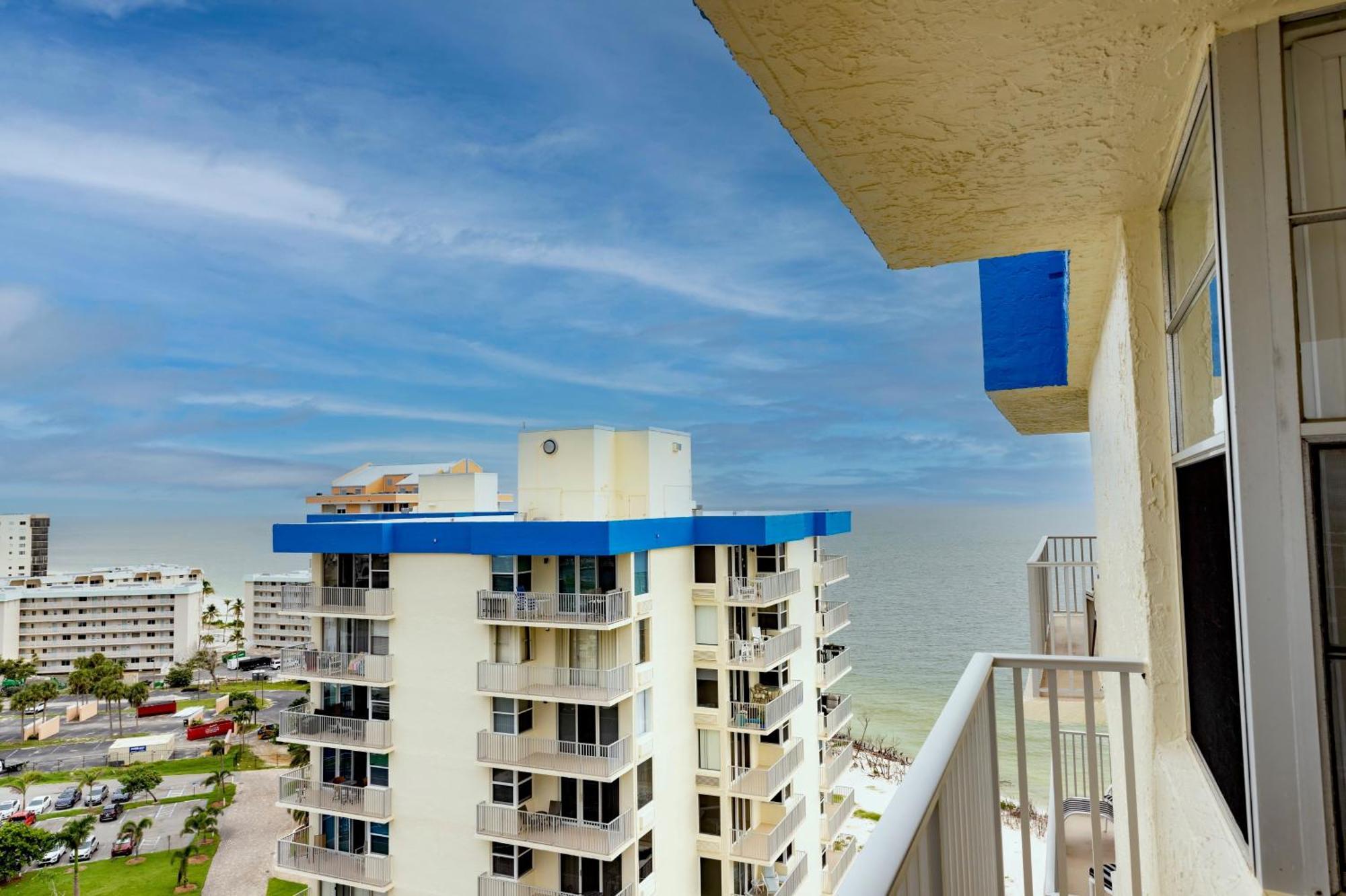 Beautiful Penthouse Condo Fort Myers Beach Exterior photo