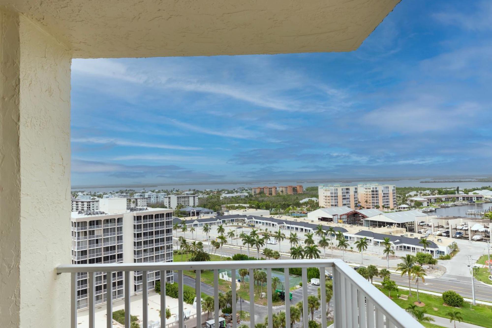 Beautiful Penthouse Condo Fort Myers Beach Exterior photo